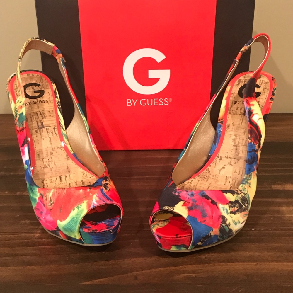 Guess sling back pumps